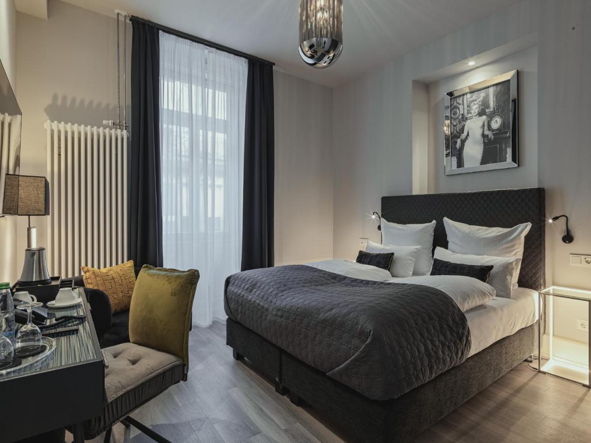 Bs Boutique Hotel ไฮเดลเบิร์ก ภายนอก รูปภาพ