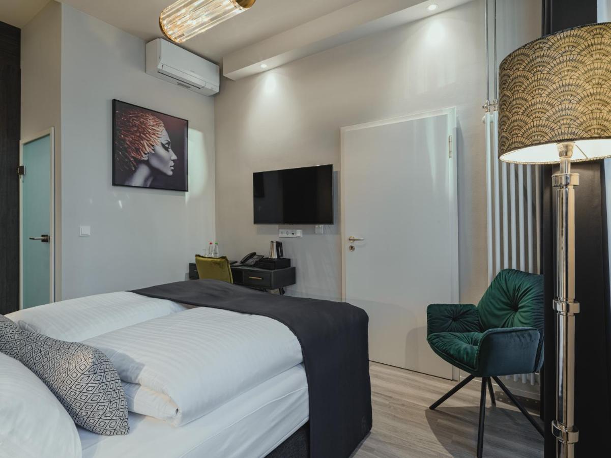 Bs Boutique Hotel ไฮเดลเบิร์ก ภายนอก รูปภาพ